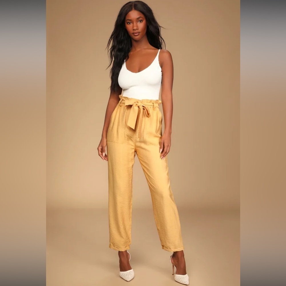 Lulus Weekend Date Mustard Yellow Cropped Paperbag Waist Pants Size Small